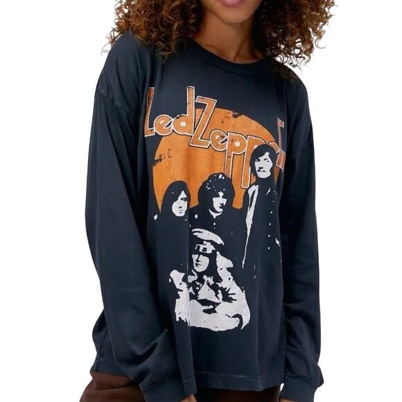 DAYDREAMER Distressed Led Zeppelin Portrait Merch Tee Size Medium New w/o Tag - Picture 1 of 7